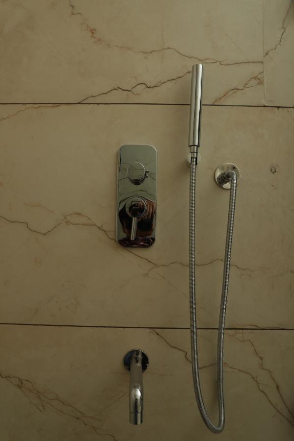 נאנדד Hotel Florence מראה חיצוני תמונה