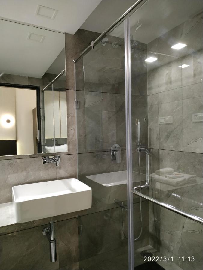 נאנדד Hotel Florence מראה חיצוני תמונה